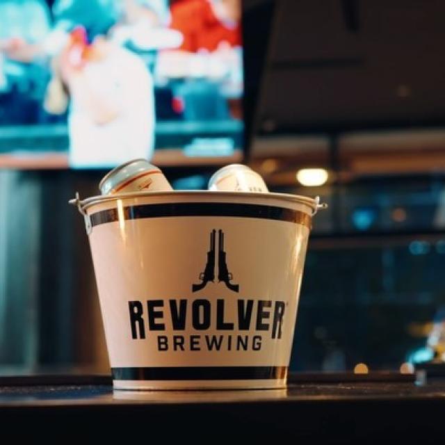 The place to be is Arlington, TX this week — so meet us at the @revolverbrewhouse in @tx_live !! 🌟

Our brewhouse is right next door to all the exciting action happening this week! Come out for concerts, prize giveaways, live entertainment + so much more. And most importantly, Revolver Brewing drafts in the taproom 😉🍻